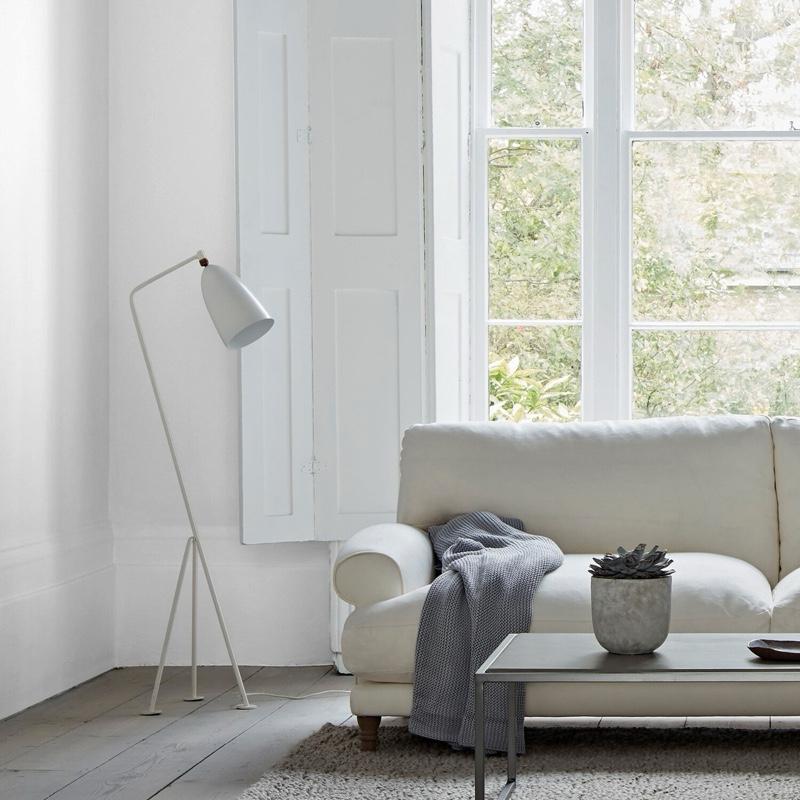 Crown Matt White Emulsion 5L | For Walls And Ceilings Covers 70m²